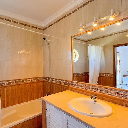 Apartment Benvindo By Umbral